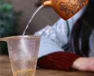 《秦權(quán)》