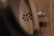《大蘊漢瓦》宜興紫砂壺助理工藝美術師手工刻繪茶壺茶具頂級蟹殼青漢瓦