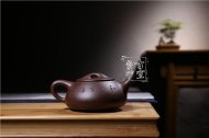 《石瓢》