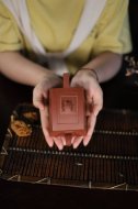 《云卷飛泉》宜興紫砂壺高級(jí)工藝美術(shù)師手工降坡泥降坡泥茶壺茶具四方