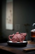 《貔貅壺》