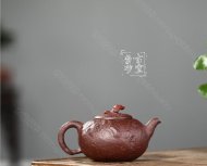 《隱龍供春》