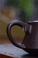 《柱礎》
