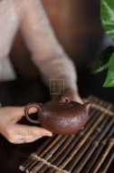 《暗香》宜興紫砂壺創新壺高級工藝美術師手工紫泥泡茶壺具