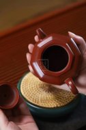 《八方納福》大紅袍清全手工老師作品收藏