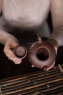 《暗香》宜興紫砂壺創新壺高級工藝美術師手工紫泥泡茶壺具