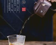 四方潤玉