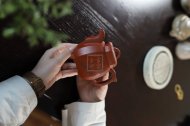 《福臨八方》宜興紫砂壺八方工藝美術師手工朱泥泡茶壺具