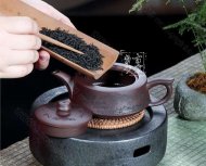 《柱礎(chǔ)》