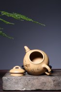 《清心鳥趣》吳賽春原礦段泥宜興紫砂壺