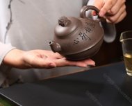 金蟾獻瑞