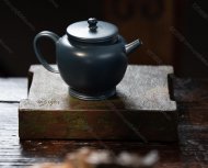宮燈壺