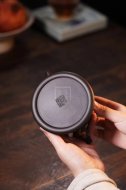 《龍鳳呈祥》宜興紫砂壺高級工藝美術師手工茶壺茶具稀有是黃泥創新壺