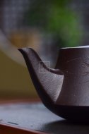 《柱礎》
