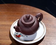 筋紋集風壺