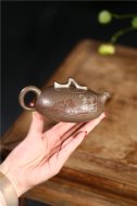 《溪山清遠》