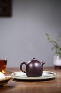 《秦權》