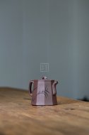 《秦權》