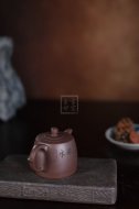《井欄》宜興紫砂壺工藝美術師手工紫泥井欄紫砂壺茶具