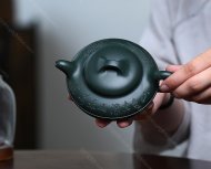 高工佳作【線圓】 泥料：原礦民國(guó)綠