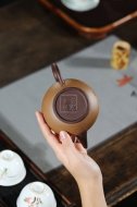 《雙色水平》