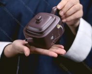 四方潤玉