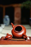 《山水笑櫻（泥繪）》宜興紫砂壺工藝美術師茶具頂級大紅袍笑櫻