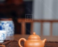 《玉蘭容天》
