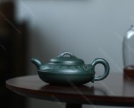 高工佳作【線圓】 泥料：原礦民國(guó)綠