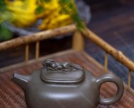 招財(cái)豹