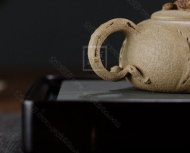 《招財供春》