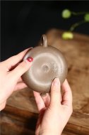 《溪山清遠》