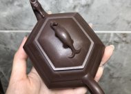 螭龍壺