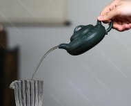 高工佳作【線圓】 泥料：原礦民國(guó)綠